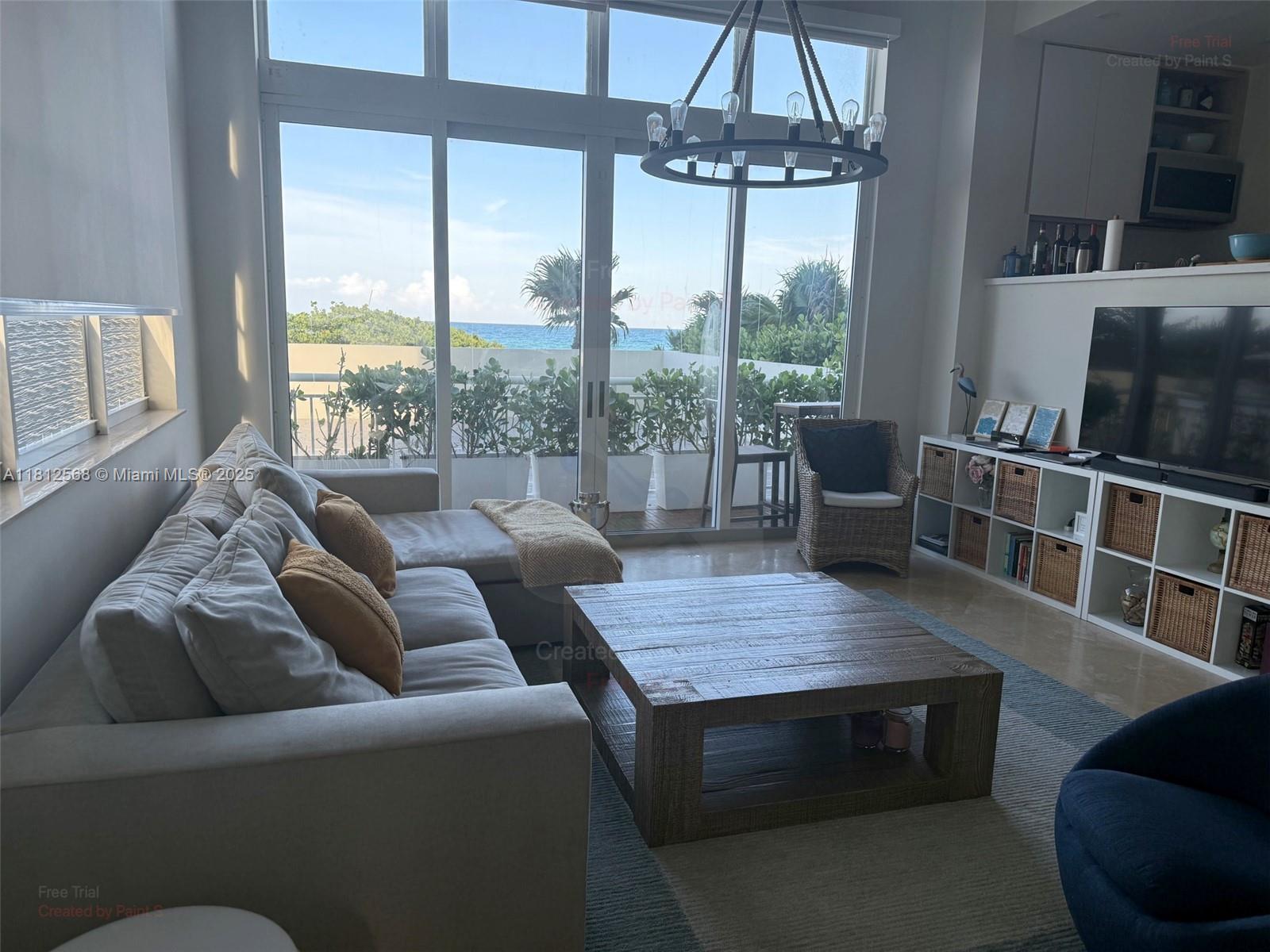 THE COLLINS CONDO - Residential Lease