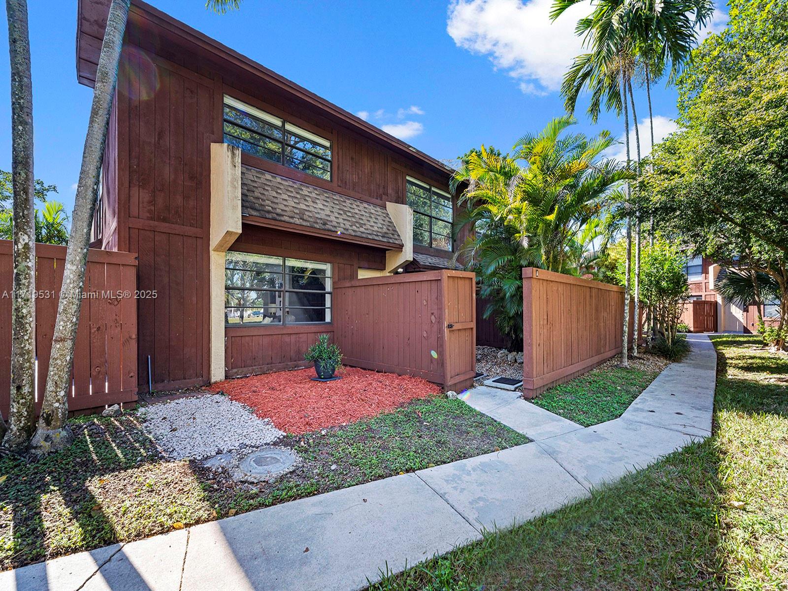 $5,000 credit to buyer at closing is available.
Welcome to this charming townhouse in the desirable Snapper Village community! This spacious two-floor corner home features 3 cozy bedrooms, 2.5 bathrooms, and an open floor plan that blends the living and dining areas for a bright, airy atmosphere. Enjoy front and back yard porches with plenty of space for outdoor relaxation, plus a peaceful canal view for added tranquility. The home also offers convenient parking and is located in a family-friendly neighborhood. Whether you're a first-time homebuyer or looking to upgrade, this townhouse is ideal for those seeking comfort, style, and a great location. Don’t miss the opportunity to make this your new home!