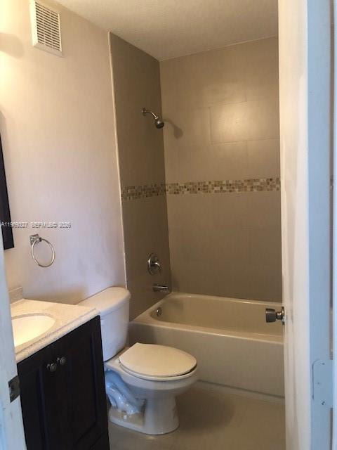 MONTEREY AT MALIBU BAY CO - Residential Lease