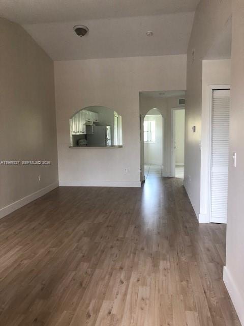 MONTEREY AT MALIBU BAY CO - Residential Lease