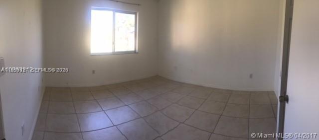 MONTEREY AT MALIBU BAY CO - Residential Lease