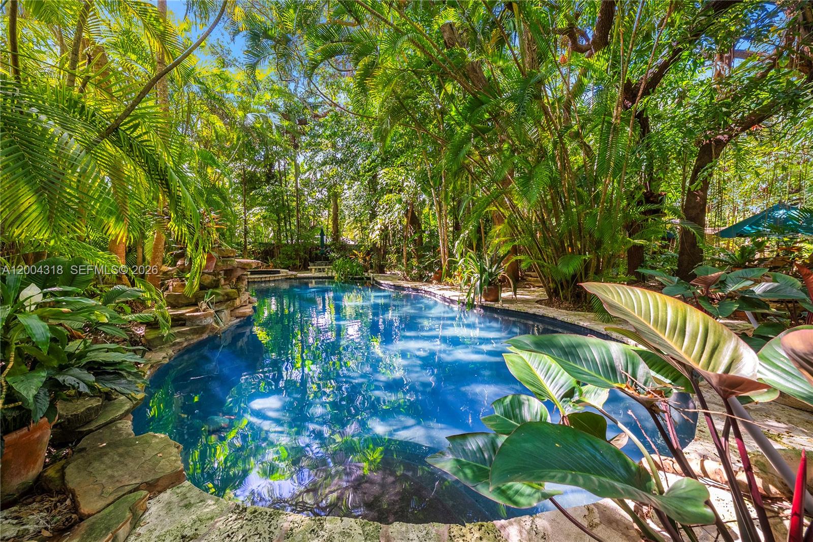 THE MOORINGS PB 31-52 - Residential