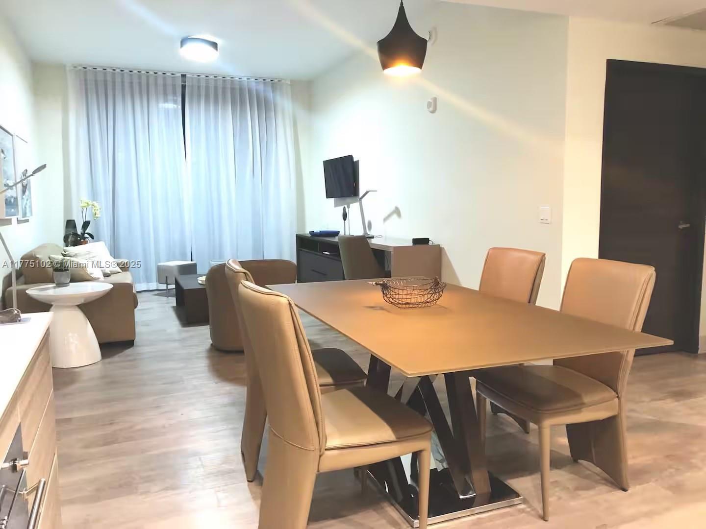 COSTA HOLLYWOOD CONDO - Residential