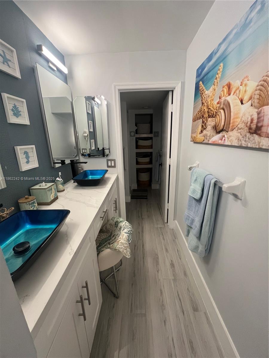 OCEAN DUNES CONDOMINIUM - Residential