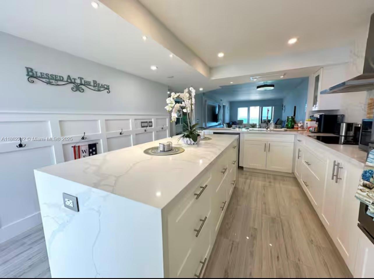 OCEAN DUNES CONDOMINIUM - Residential