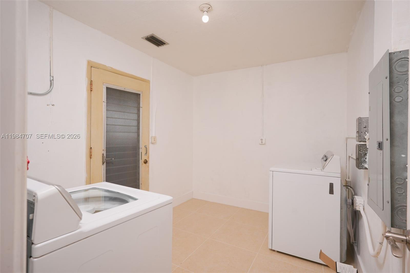 HEFTLER HOMES SEC 1 - Residential