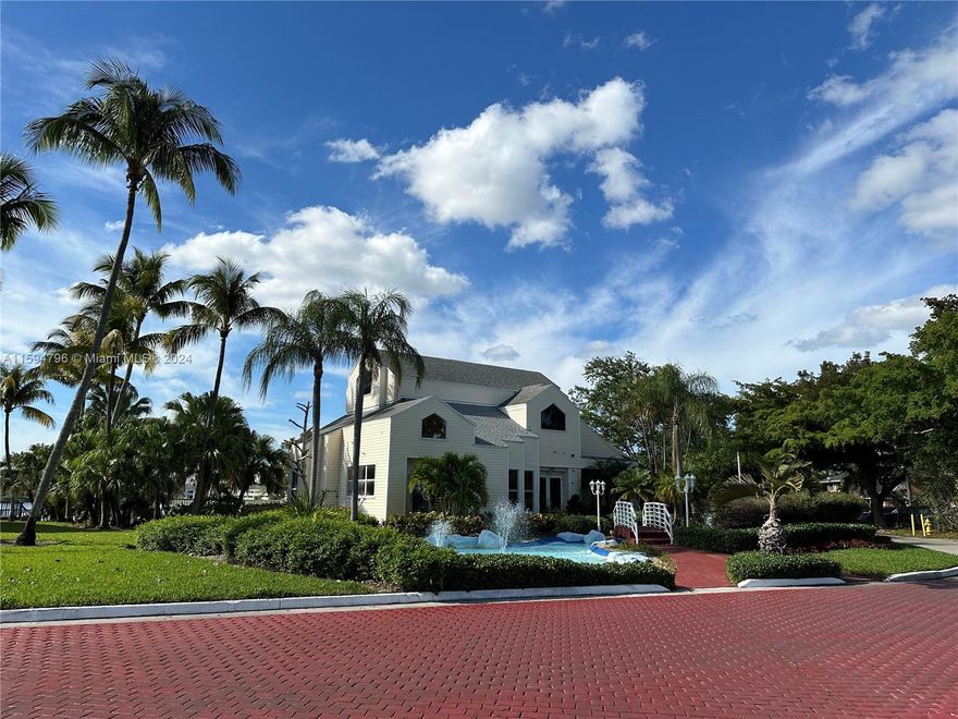 Live in a private enclave in the heart of Oakland Park!!! Beautiful Unit - 2 Bedrooms, 2 Bathrooms. This highly desired Summer Lakes Condo provides abundant space to live, entertain, relax, and play. Spacious apartment, with one of the best and most amazing views. Living, Family, and a stunning Kitchen. Washer and Dryer inside the unit, Striking Bathrooms, closets, and floors. Fresh painting, Bright and Modern. By far, one of the best units in the Condo!!! The building has amenities including a pool and more. This home is sure to be at the top of your list, what other reasons will make you fall in love with this magnificent unit? Schedule your private showing today.