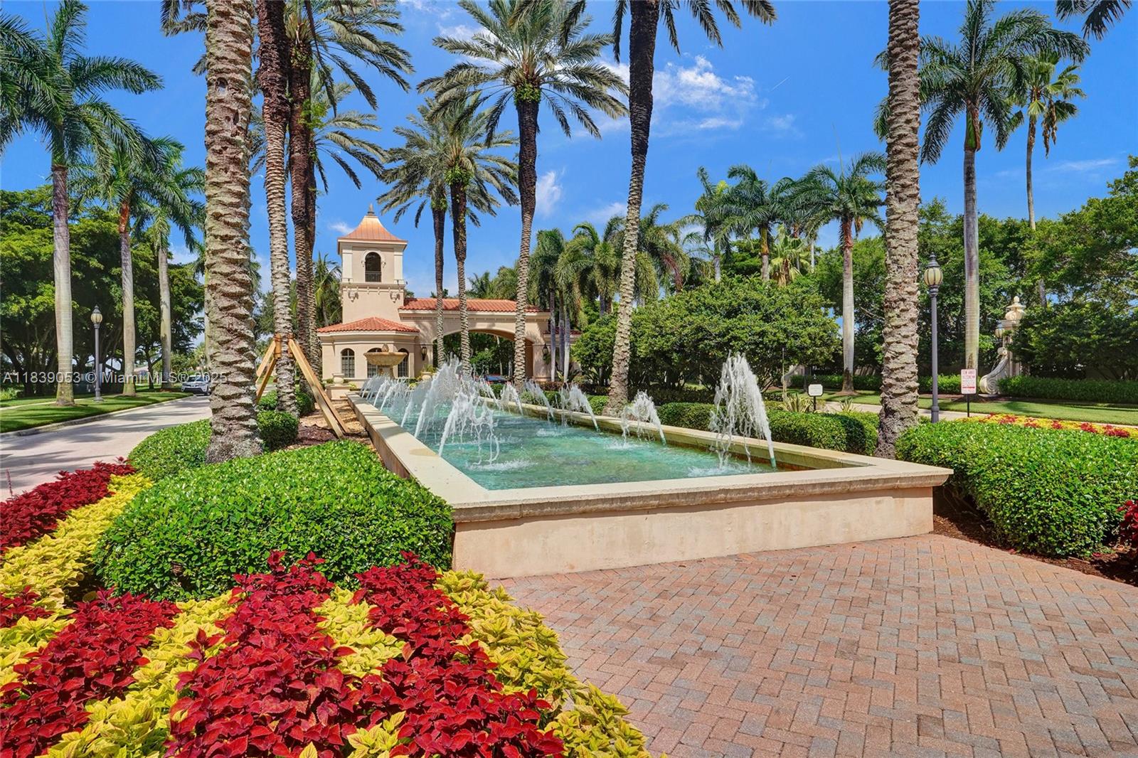13648 Venice Beach Pt