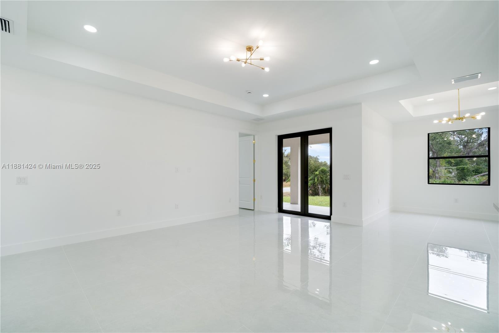 Port Charlotte - Residential