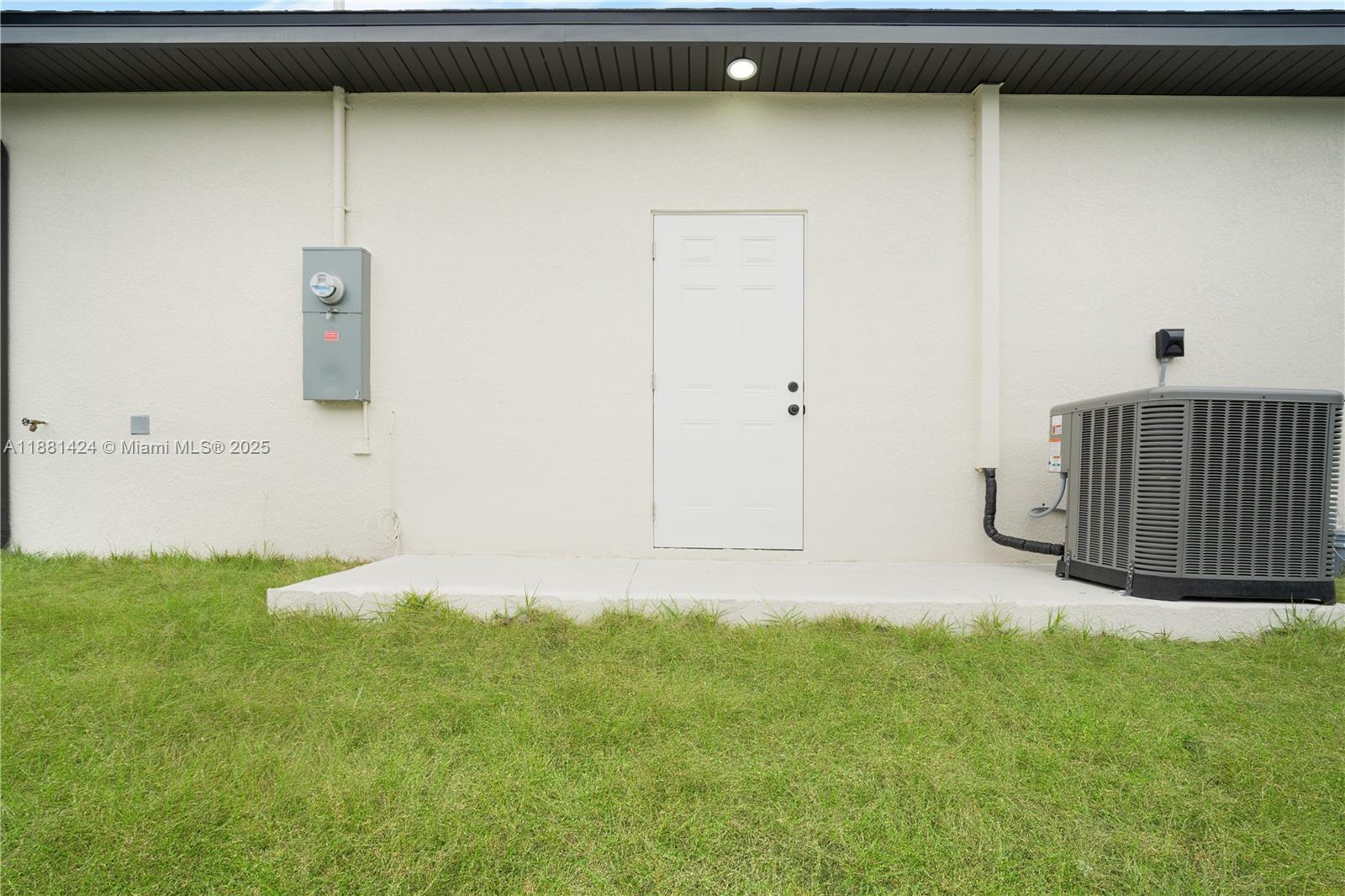 Port Charlotte - Residential