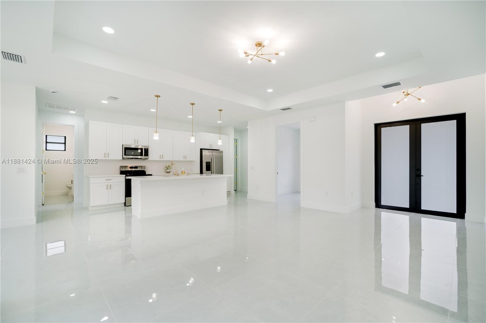 Port Charlotte - Residential