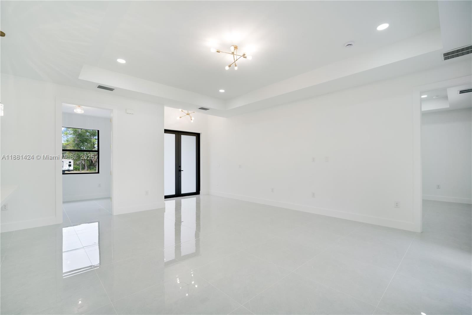 Port Charlotte - Residential