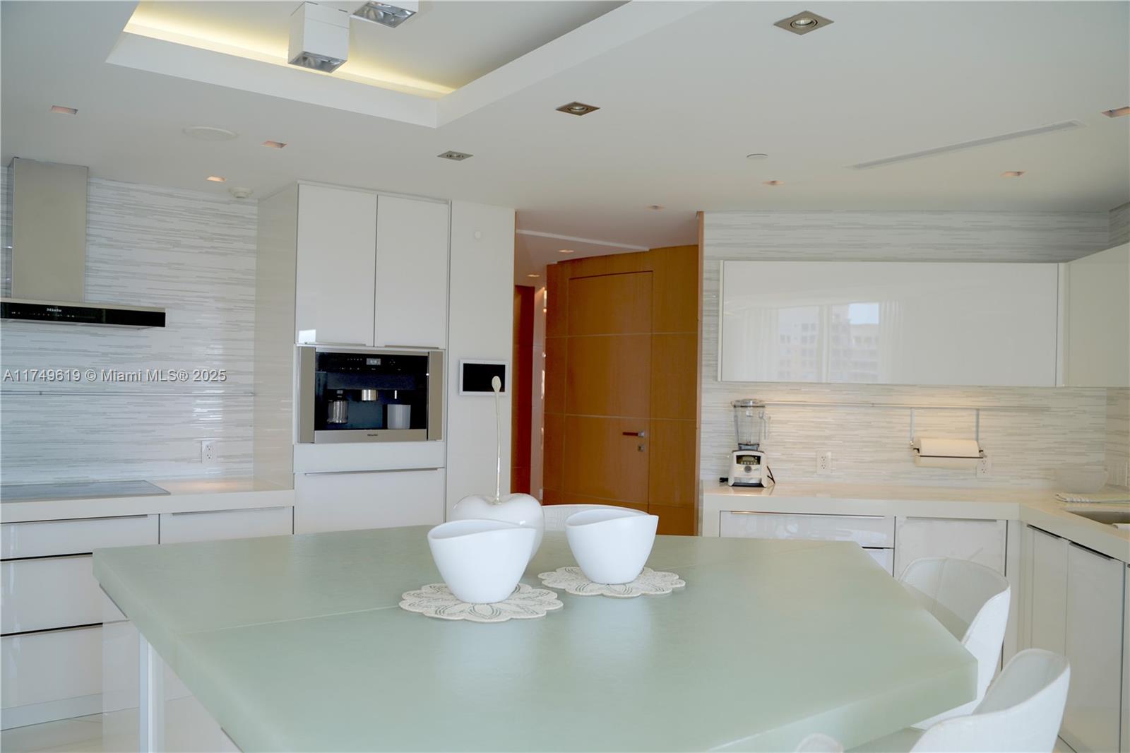 OCEAN TOWER TWO CONDO - Residential