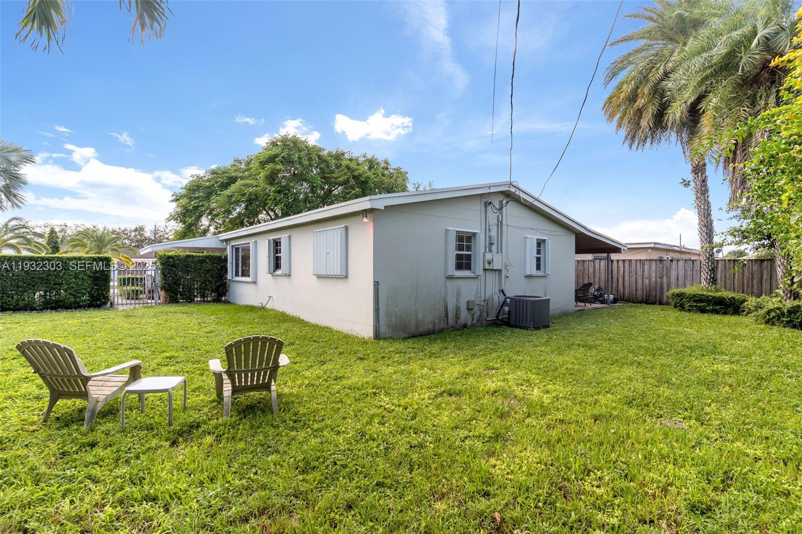 CORAL PK EST SEC 6 - Residential