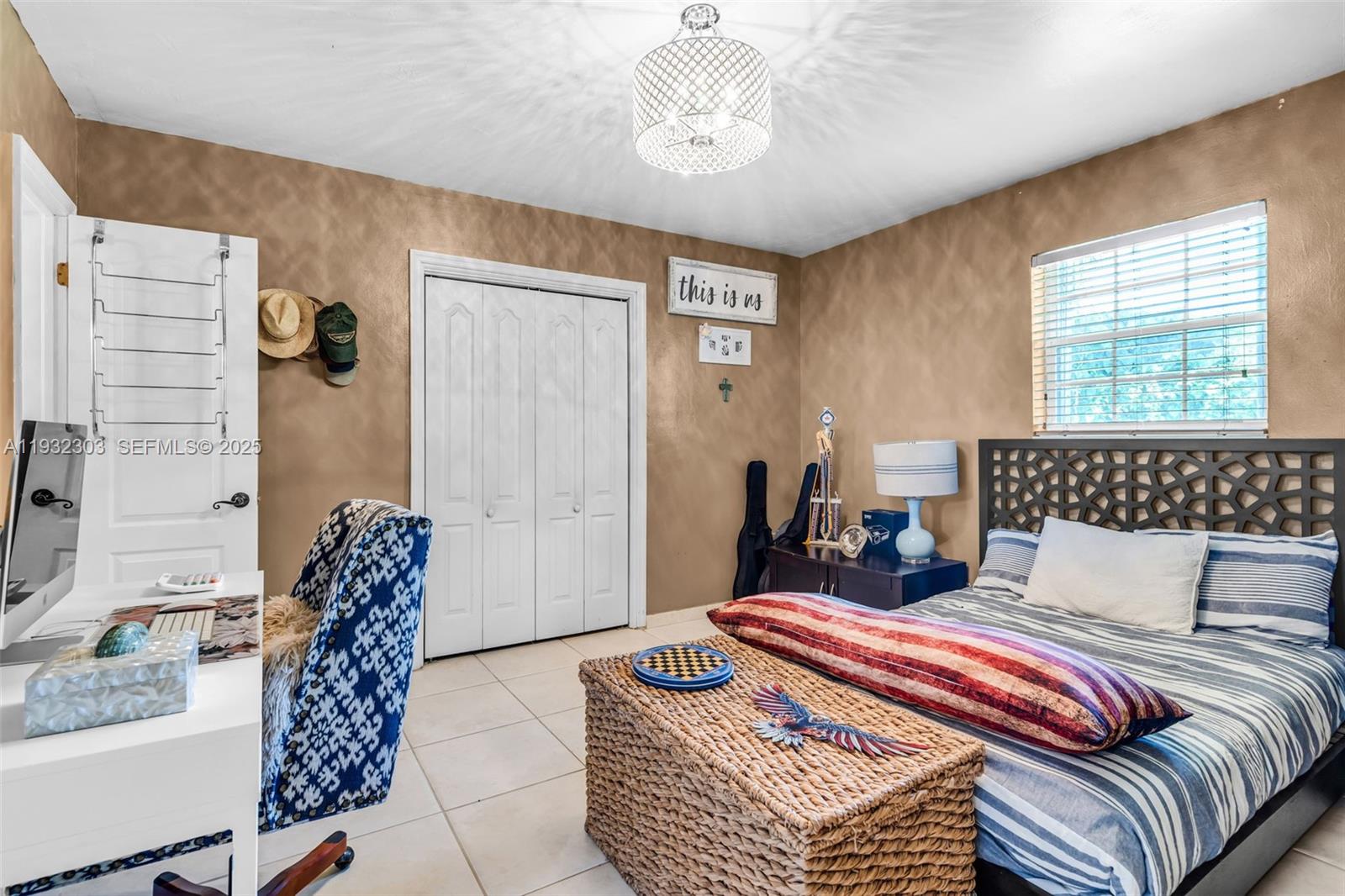 CORAL PK EST SEC 6 - Residential