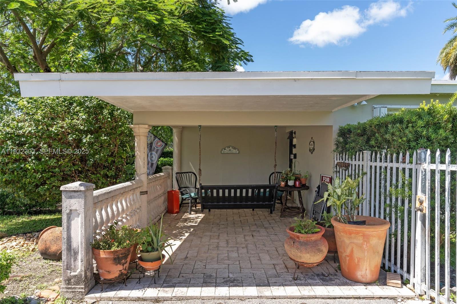 CORAL PK EST SEC 6 - Residential