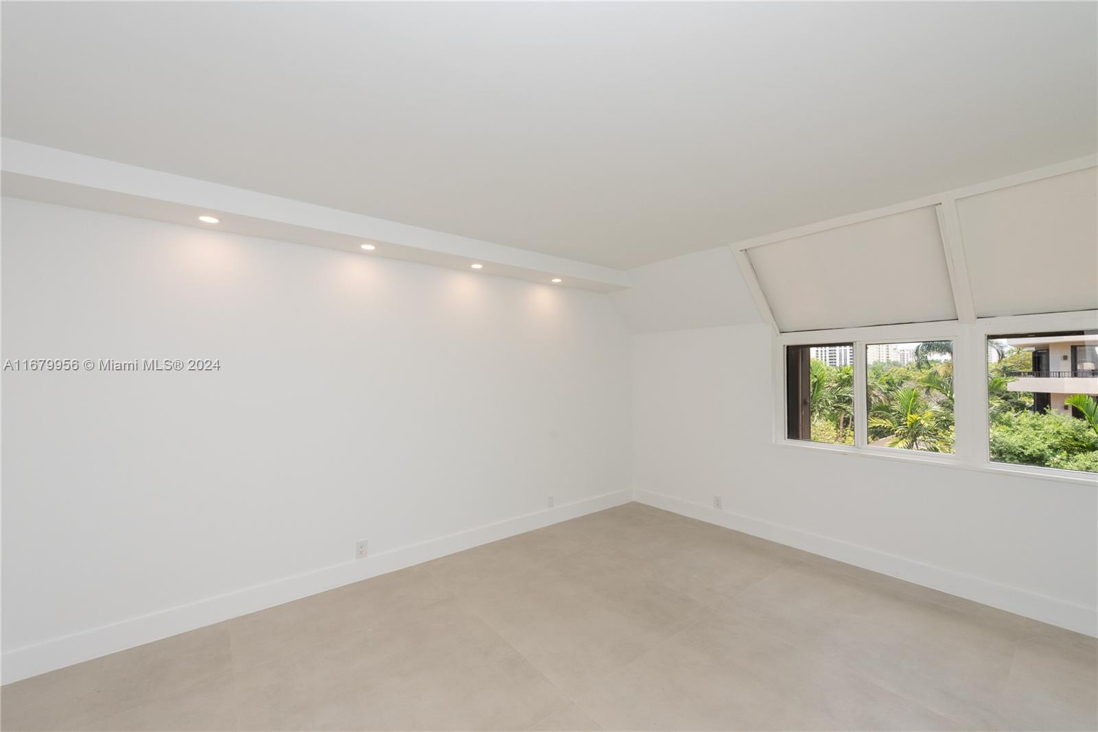 KEY COLONY NO 4 CONDO - Residential