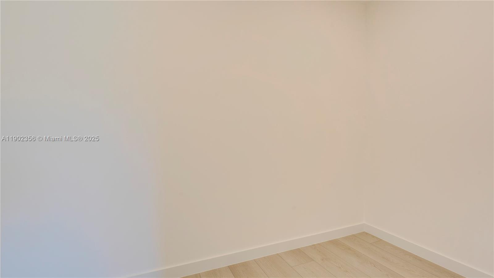 VENETIAN PARK III CONDO - Residential Lease