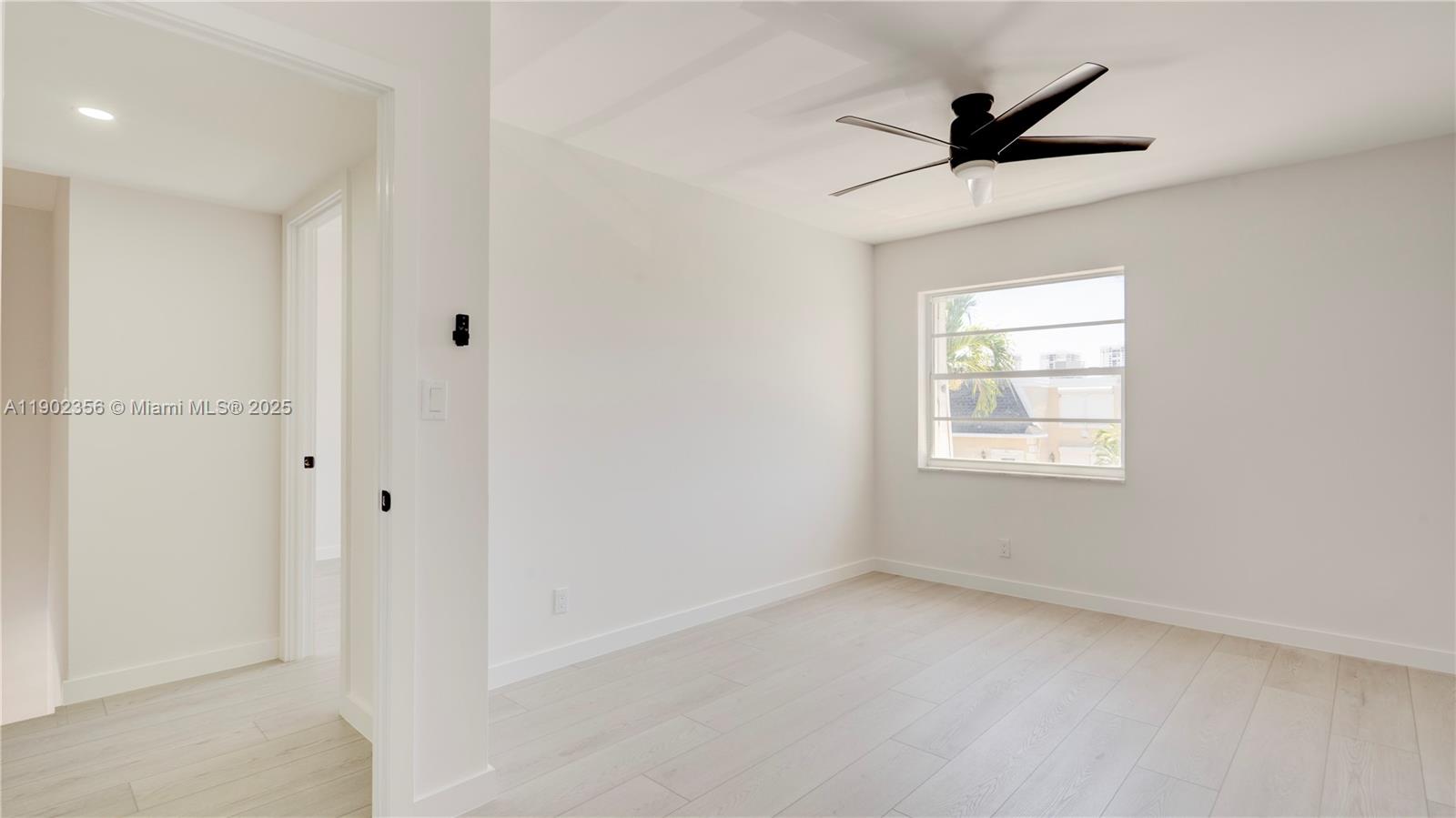 VENETIAN PARK III CONDO - Residential Lease