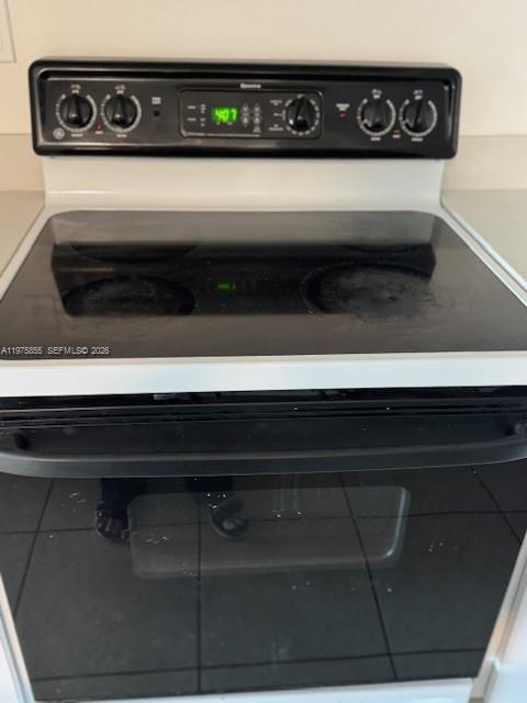 HEFTLER KENDALL ACRES - Residential Lease