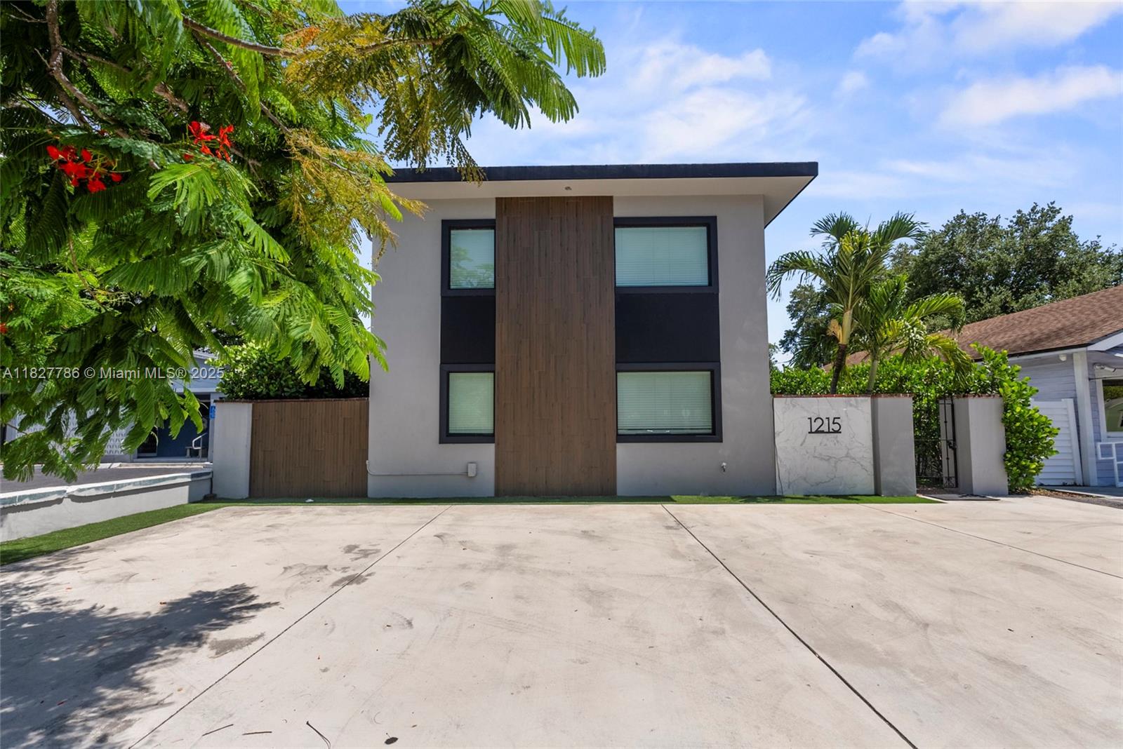 Turnkey 4-Unit Income Property in Prime Victoria Park – Fort Lauderdale location!
Just 3 Blocks from Las Olas Blvd.Investor's Dream! This fully renovated 4-unit income property is in high rental demand thanks to its central location—just steps from Las Olas Blvd and minutes from downtown Fort Lauderdale, beaches, and more.
Fully Renovated in 2021–2022 –
Impact Doors & Windows New Roof,cast Iron Plumbing Replaced with PVC,40-Year Structural & Electrical Certification complete in 2022.New Electrical Panels ,4 Separate Meters,9 Off-Street Parking Spaces central A/C and much more.
Month-to-month leases in place with flexibility for future use or rental increases.
In-unit washer/dryers,upstairs units include primary en suites this is a must see property.
Must see TROPHY property!
