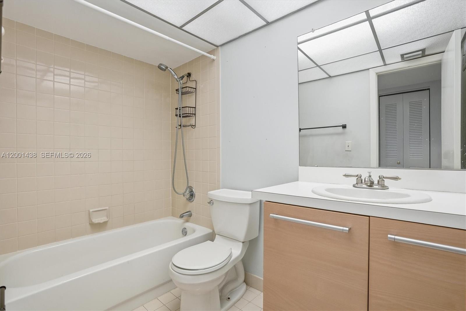 SHERIDAN BY THE BEACH CON - Residential