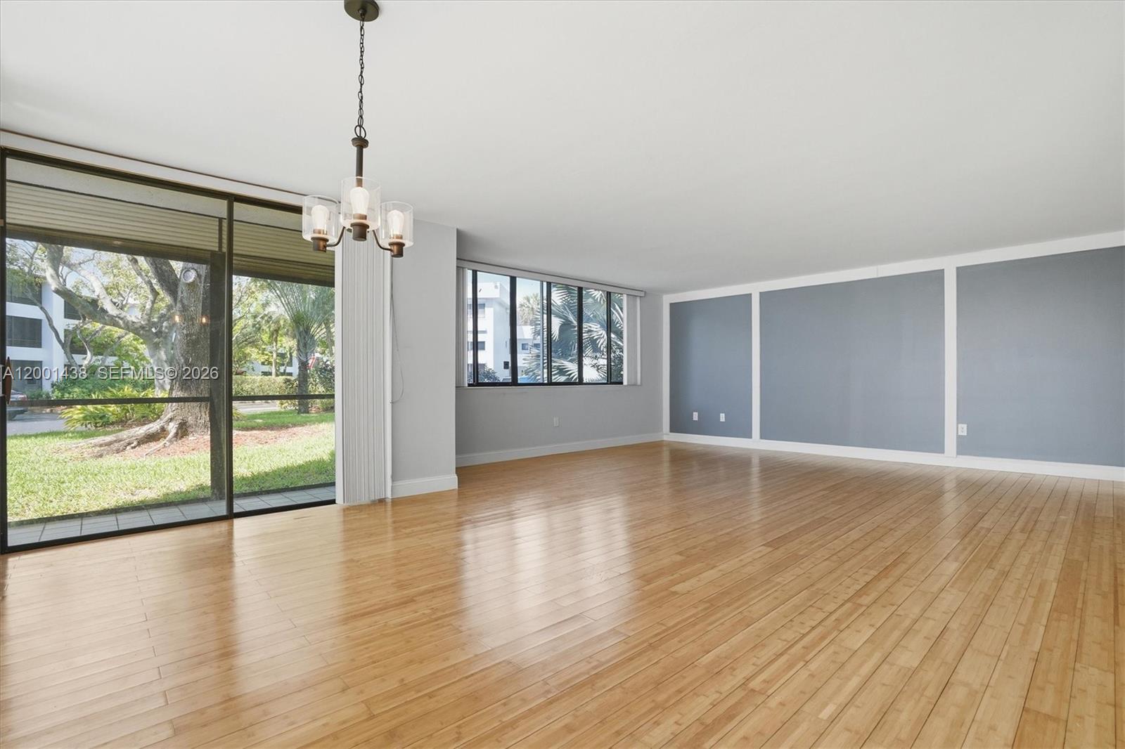 SHERIDAN BY THE BEACH CON - Residential