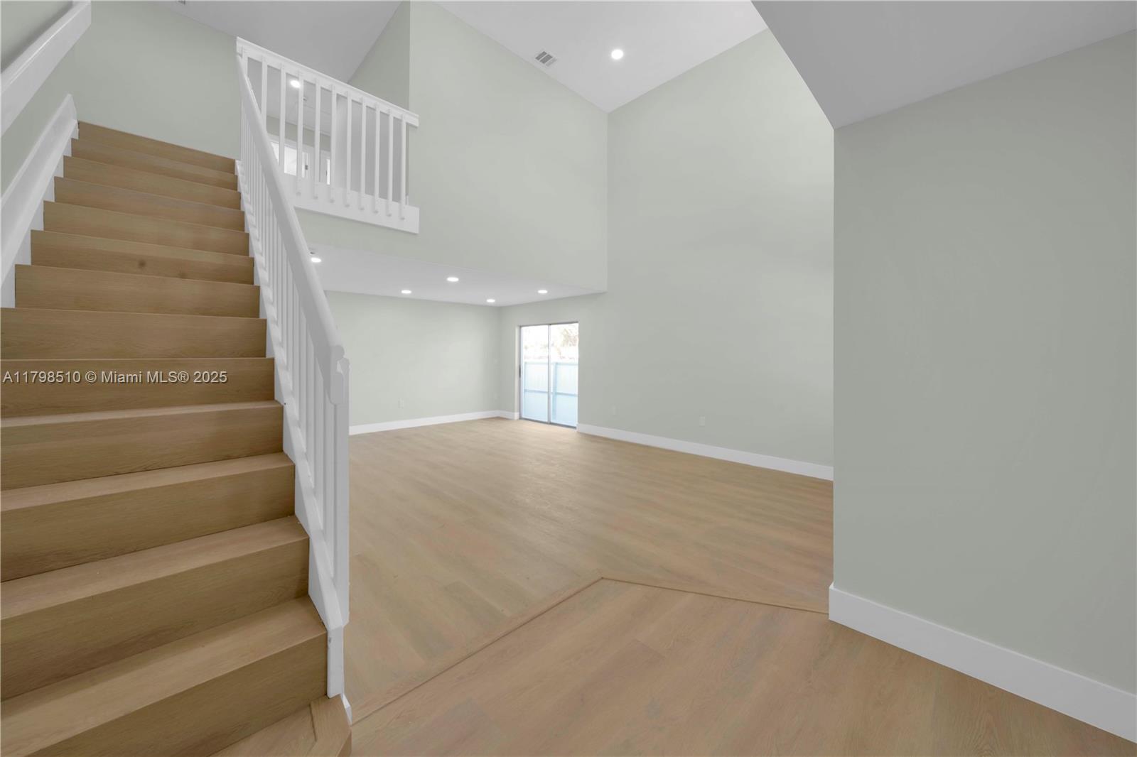 20076 NW 85th Ave