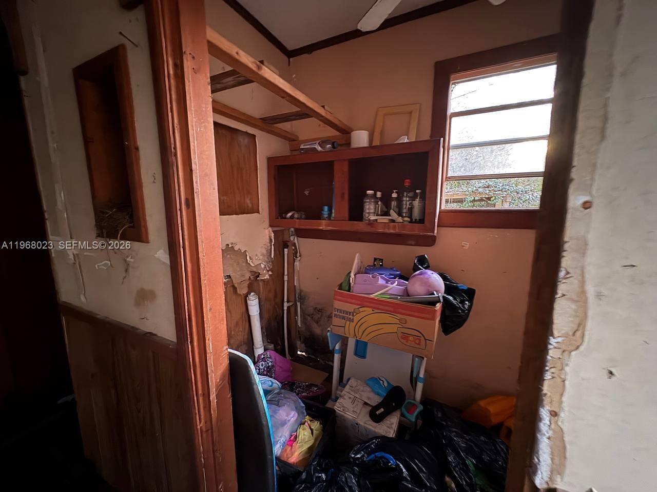 LAKE LYNNE - Residential