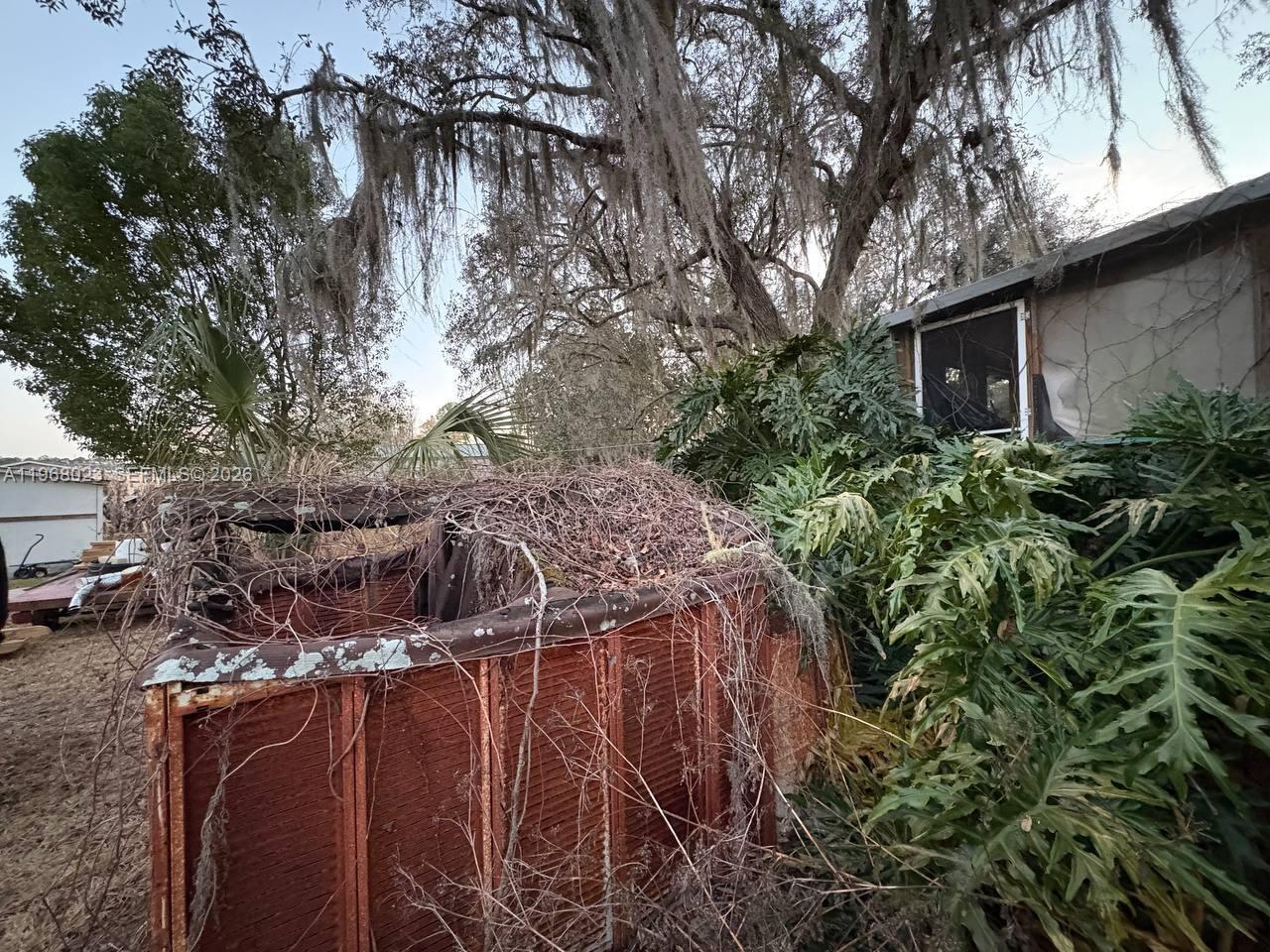 LAKE LYNNE - Residential