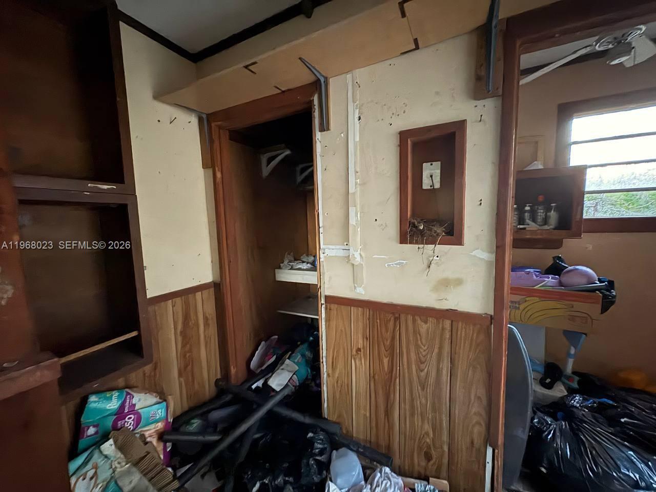 LAKE LYNNE - Residential