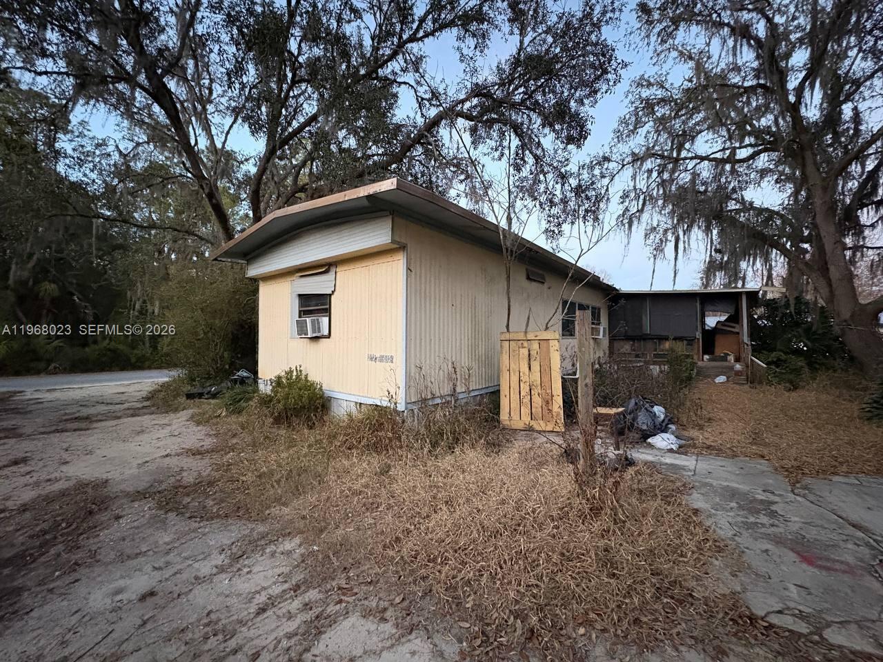 LAKE LYNNE - Residential