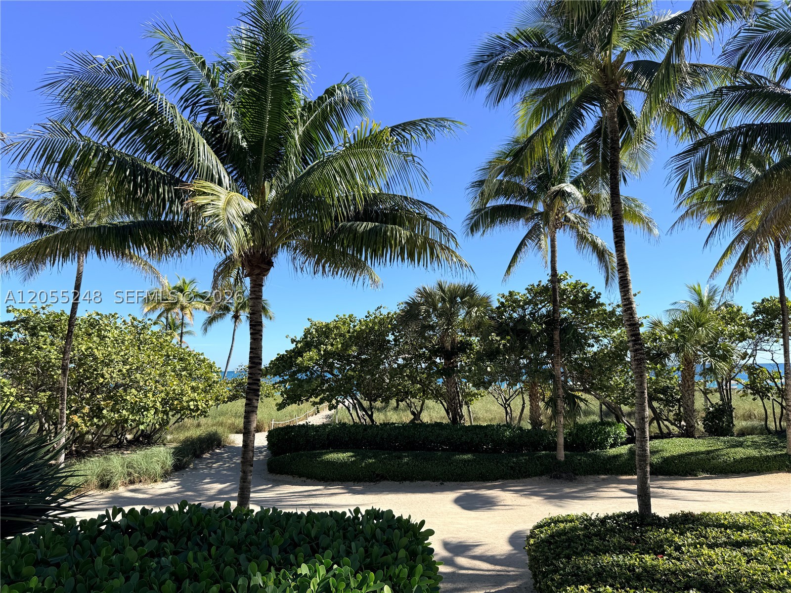 10185 NE Collins Ave 822