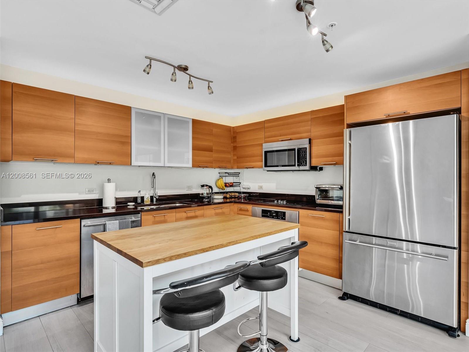 FOUR MIDTOWN MIAMI CONDO - Residential