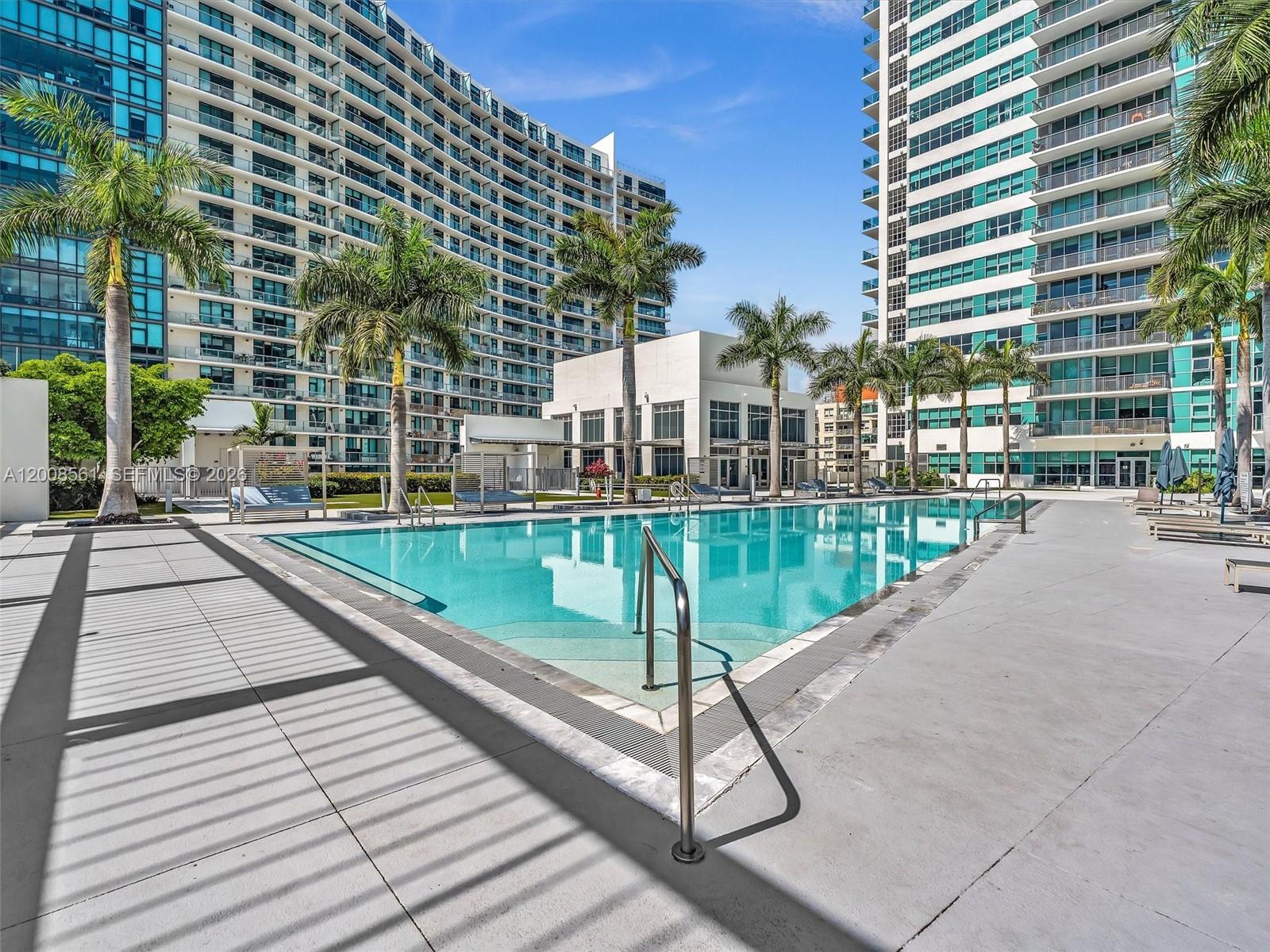 FOUR MIDTOWN MIAMI CONDO - Residential
