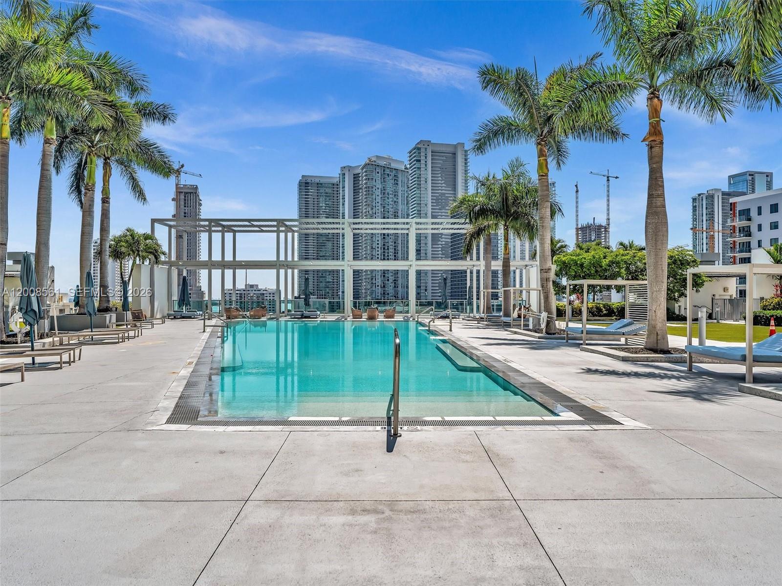FOUR MIDTOWN MIAMI CONDO - Residential