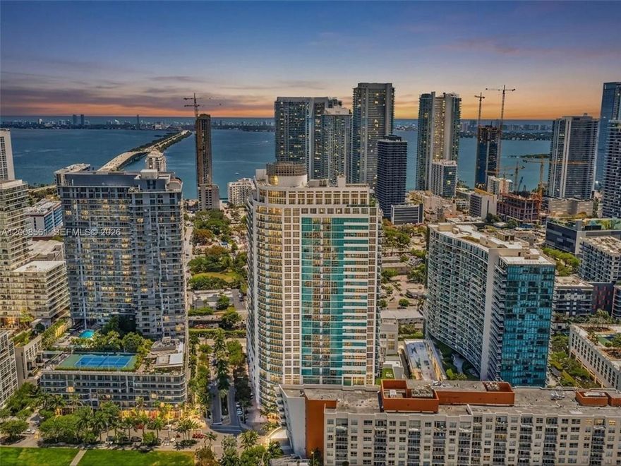 Limited edition duplex living in the heart of Midtown Miami 
Over 1,460 SF of elevated space featuring 2 full baths and a unique multi-level layout designed for both comfort and style.

Live where lifestyle meets convenience—this residence is set within a top-tier community offering true resort-style amenities:
• Rooftop pool + jacuzzi
• State-of-the-art fitness center
• Summer kitchen + entertaining spaces
• Deeded parking & more

NEW:
TILE FLOORING
WASHER/DRYER
WATER HEATER
WATER FILTRATION SYSTEM

All within the energy of Midtown—shopping, dining, design, and culture at your doorstep.