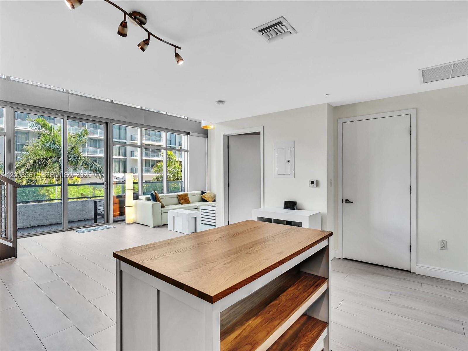 FOUR MIDTOWN MIAMI CONDO - Residential