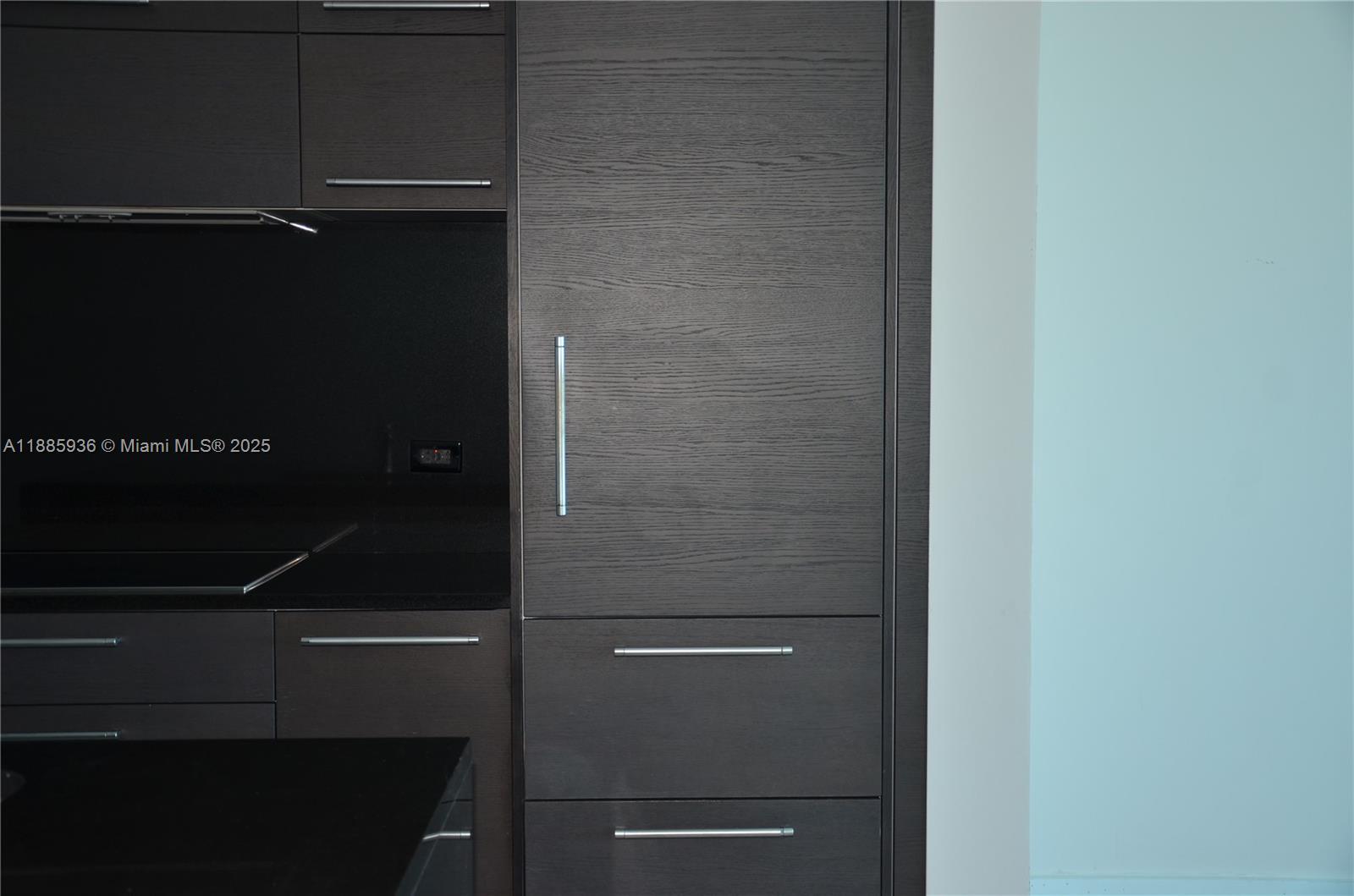 900 BISCAYNE BAY CONDO - Residential