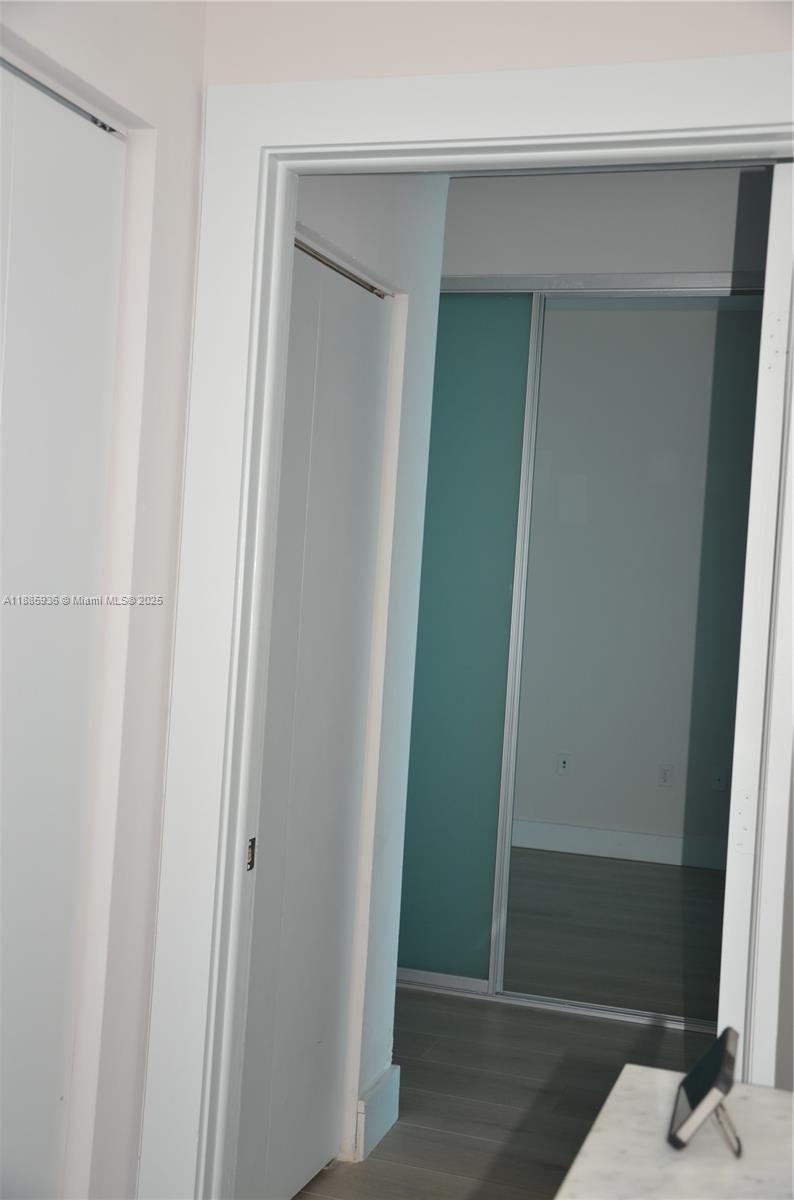 900 BISCAYNE BAY CONDO - Residential