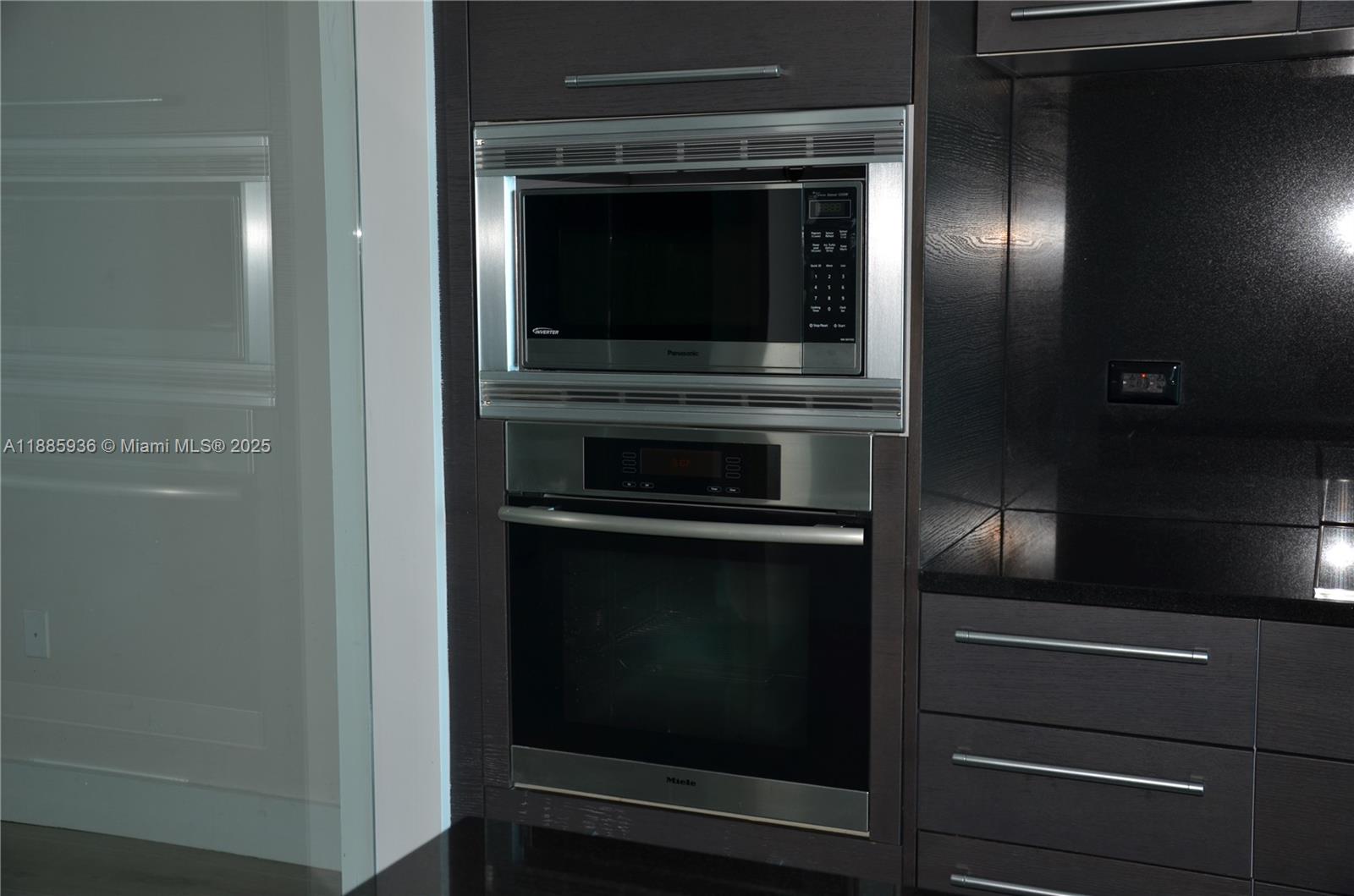 900 BISCAYNE BAY CONDO - Residential