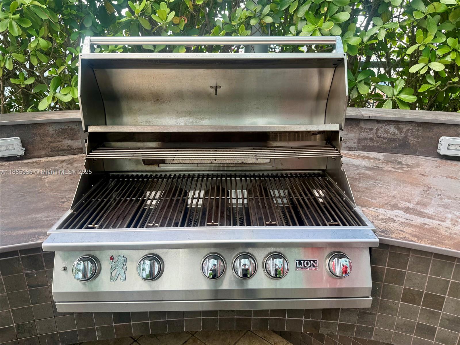 900 BISCAYNE BAY CONDO - Residential