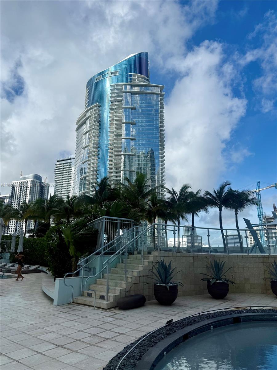 900 BISCAYNE BAY CONDO - Residential