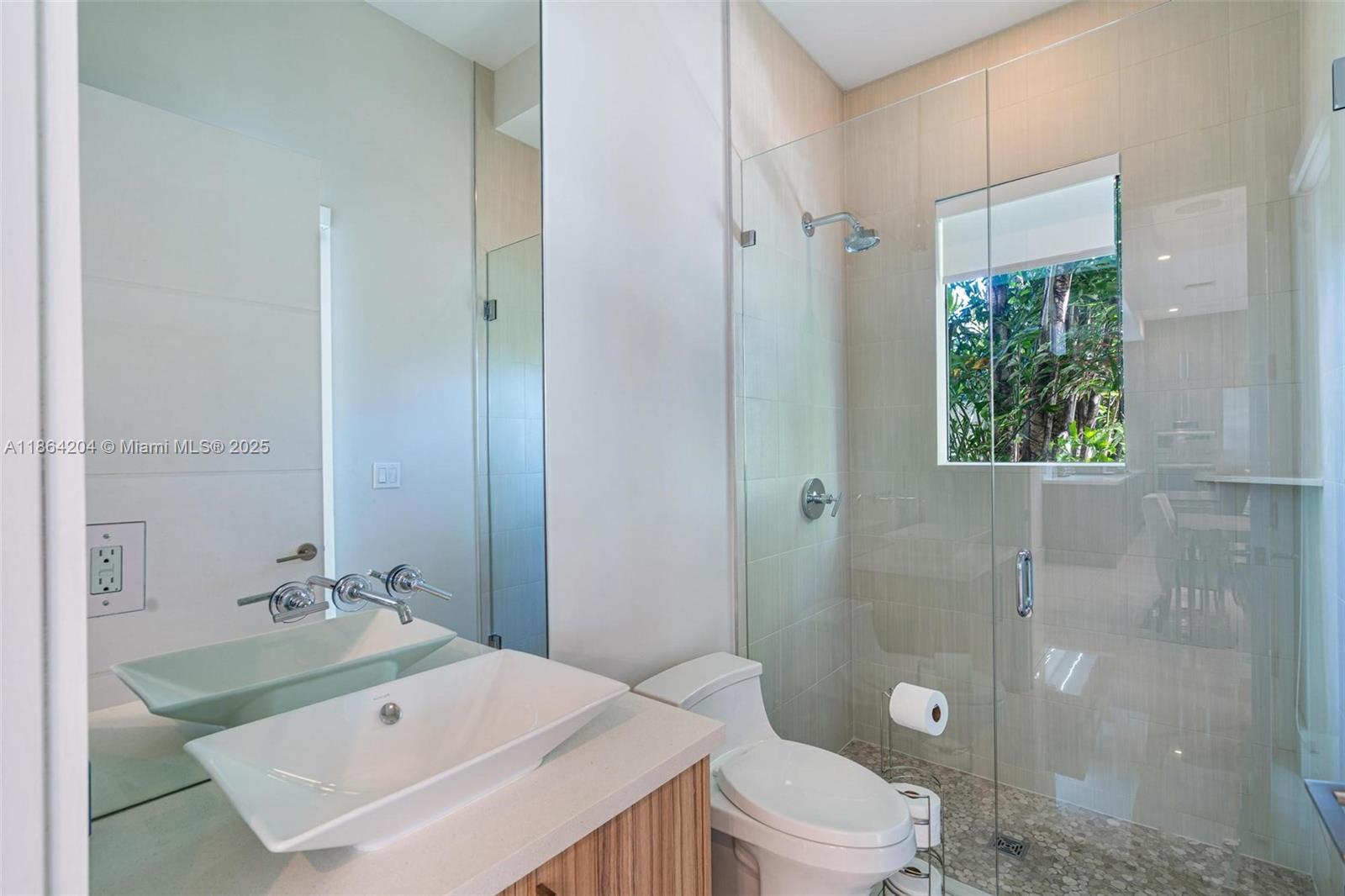 LAUDERDALE BEACH EXT UNIT - Residential