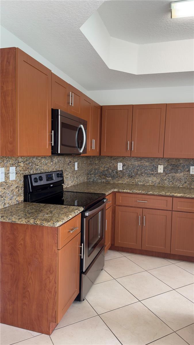 PEMBROKE HARBOR PLAT - Residential Lease