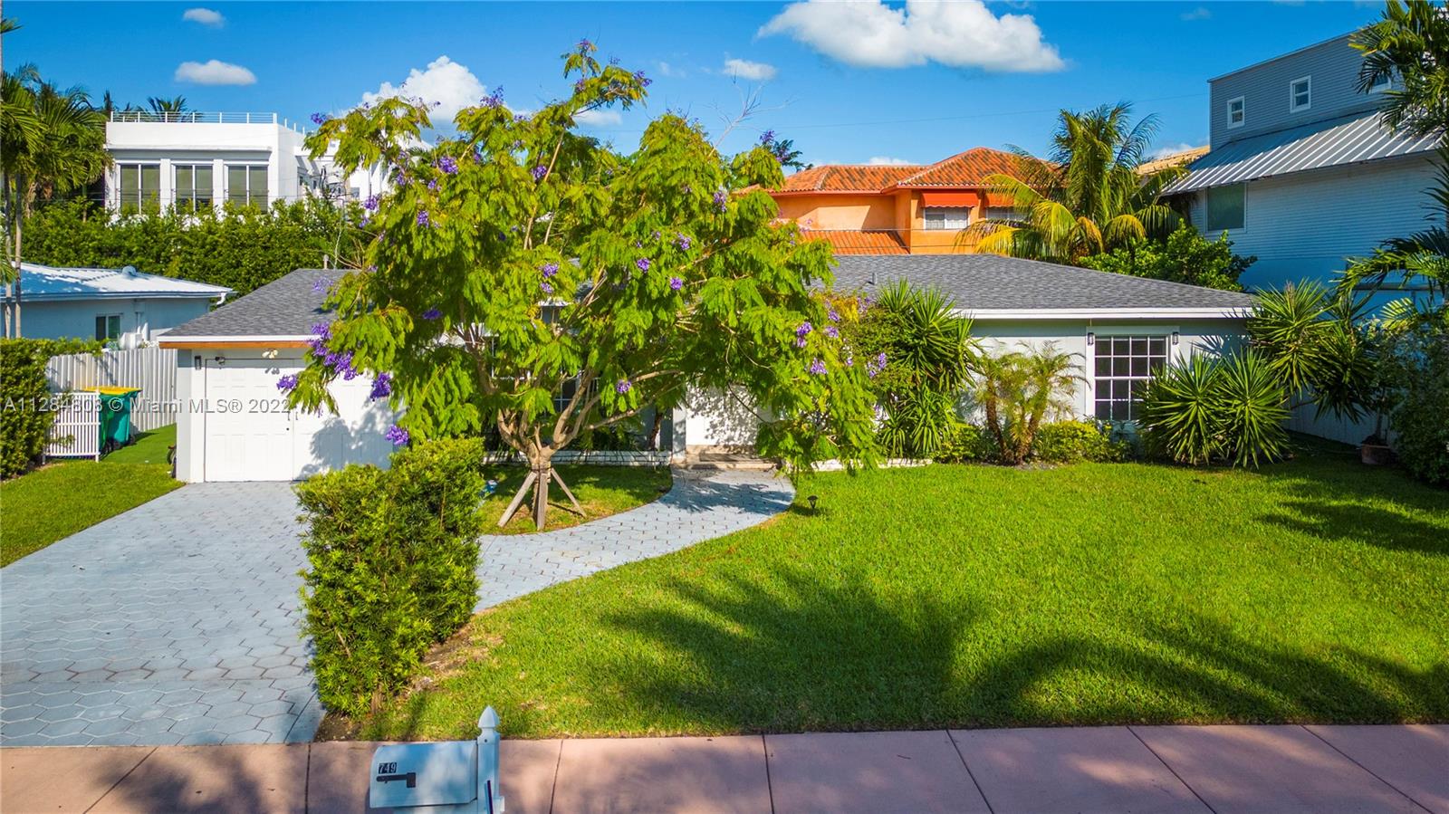 BISCAYNE KEY ESTATES - Residential