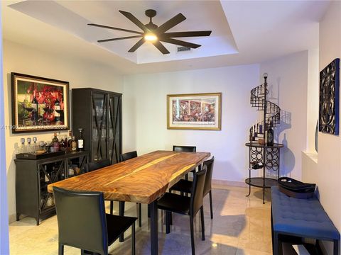 801 Brickell Key Blvd 3008 Miami FL 33131