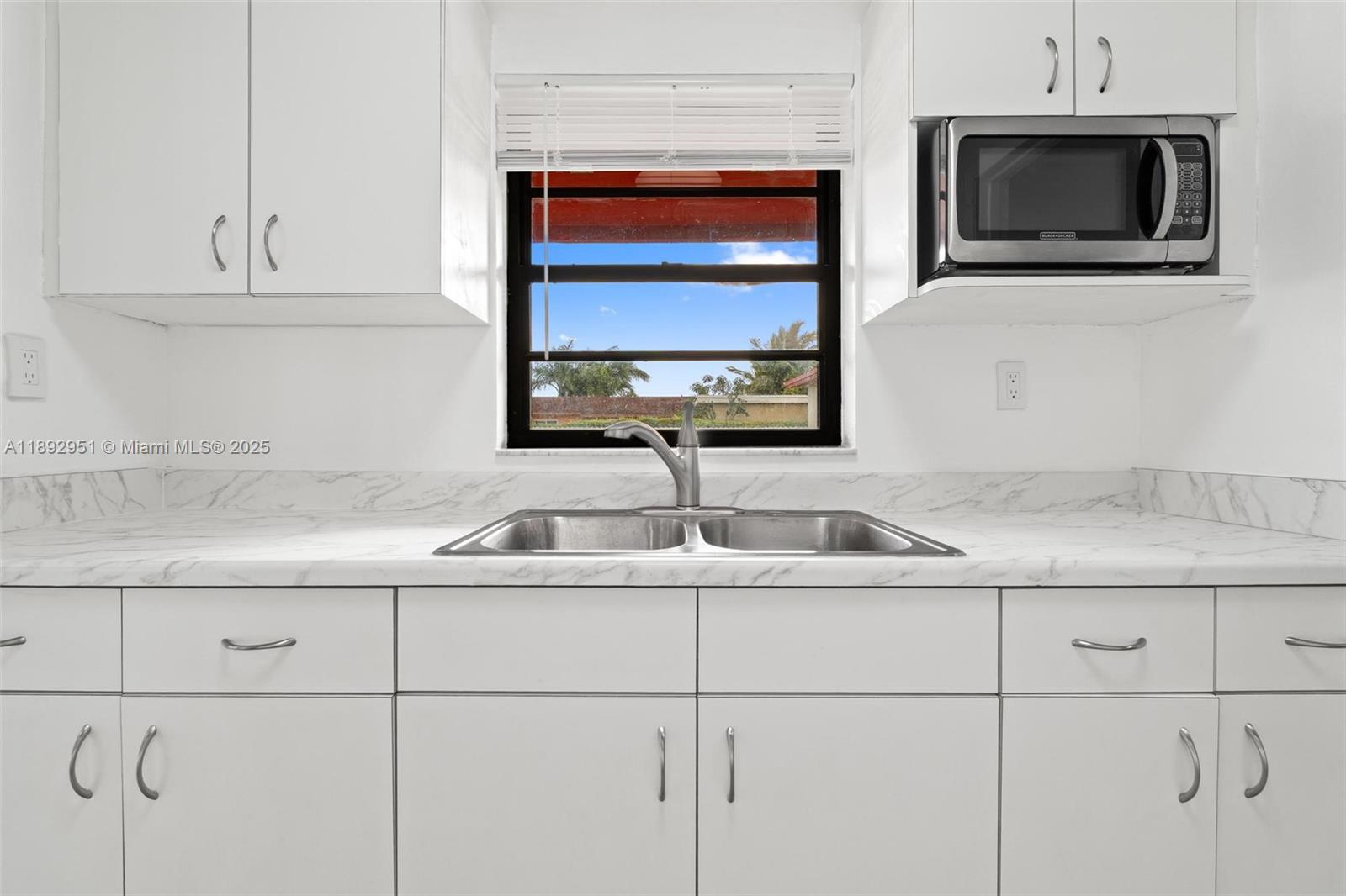 PALMLAND HOMES SOUTH NO 7 - Residential