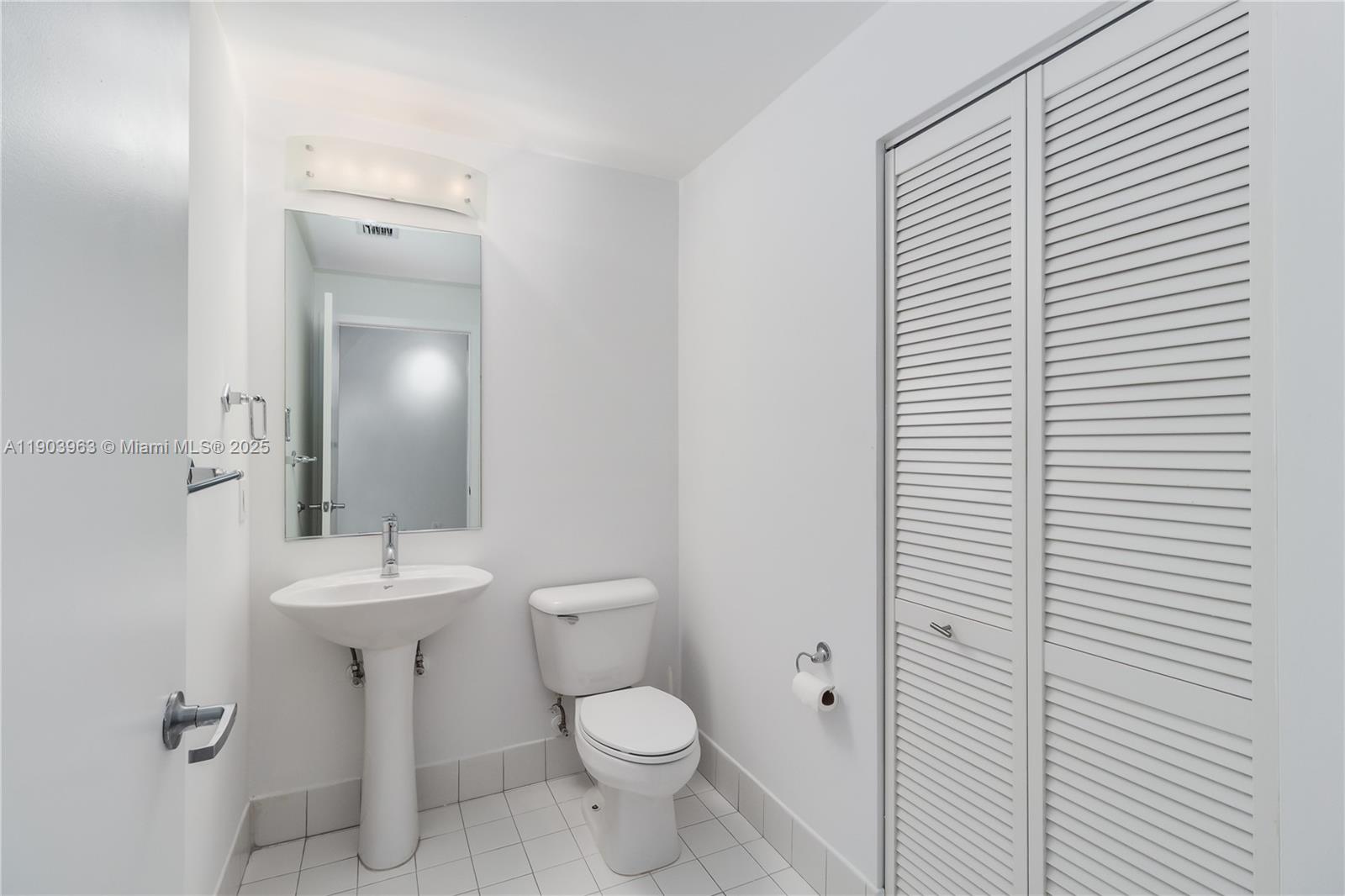 MARINABLUE CONDO - Residential Lease