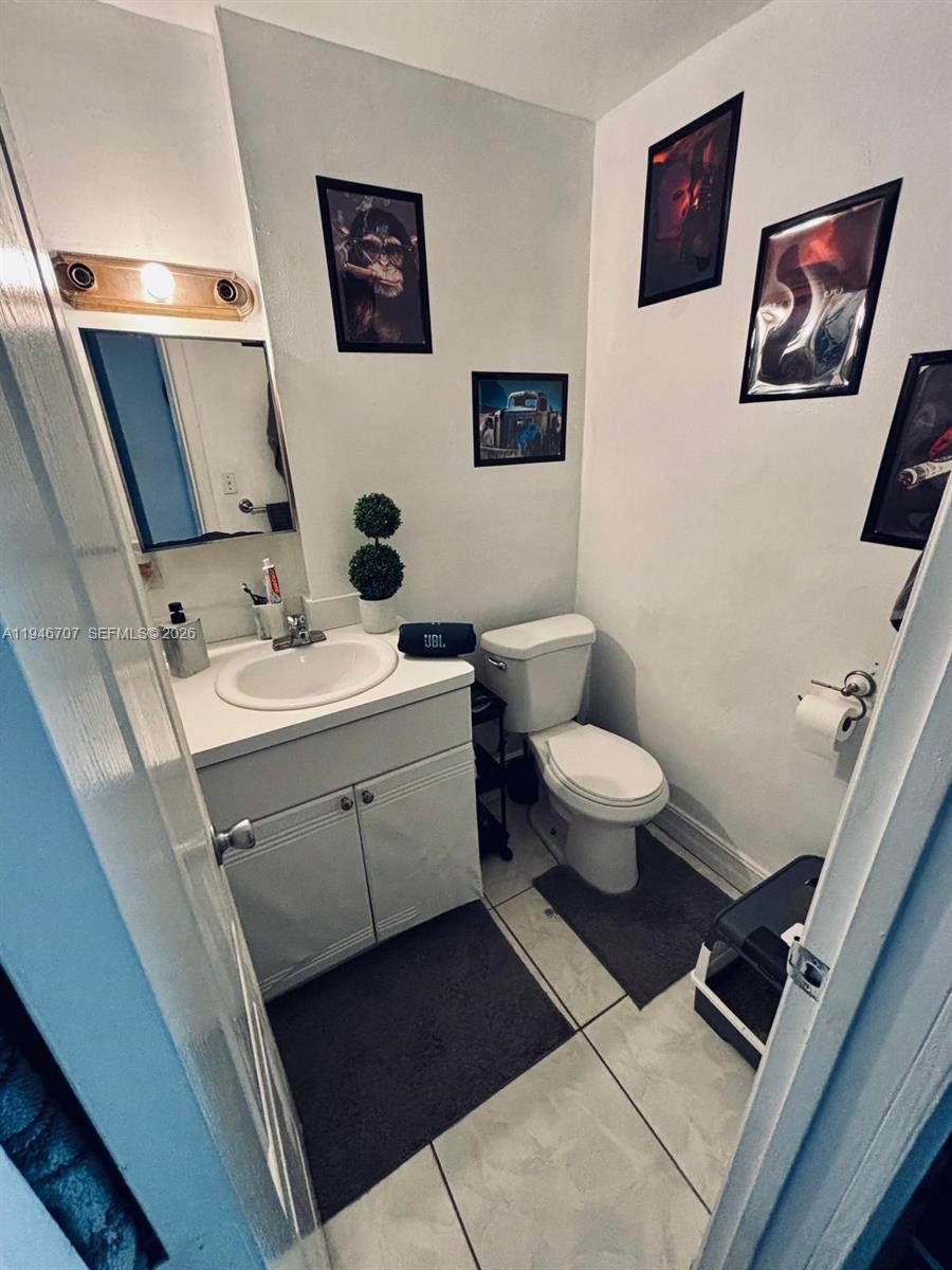 EUCLID CONDO - Residential